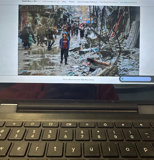 Olivia Gordon is reading the live updates covering the Israel-Hamas war. She gathered information on the initial and recent ceasefires for her blog post. 